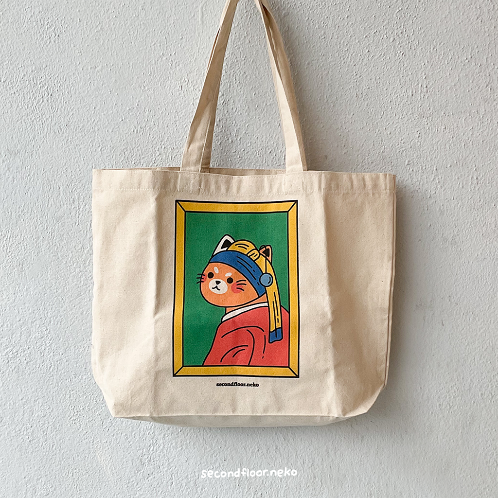 Cat earring totebag