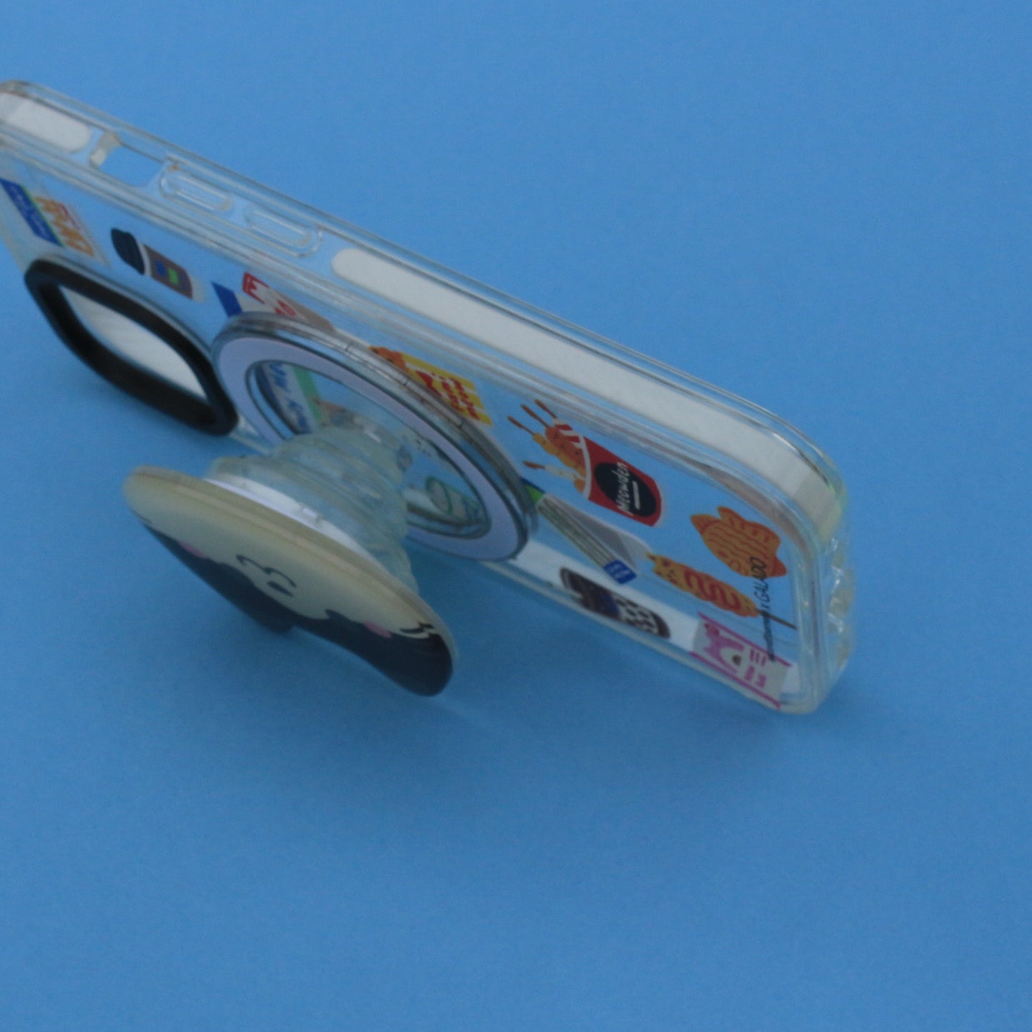 Catto phone grip with Magsafe